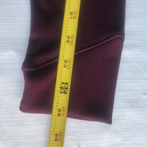 Under Armour ColdGear Women’s Medium Full Zip Fleece Jacket Mock Neck Red - Picture 16 of 16